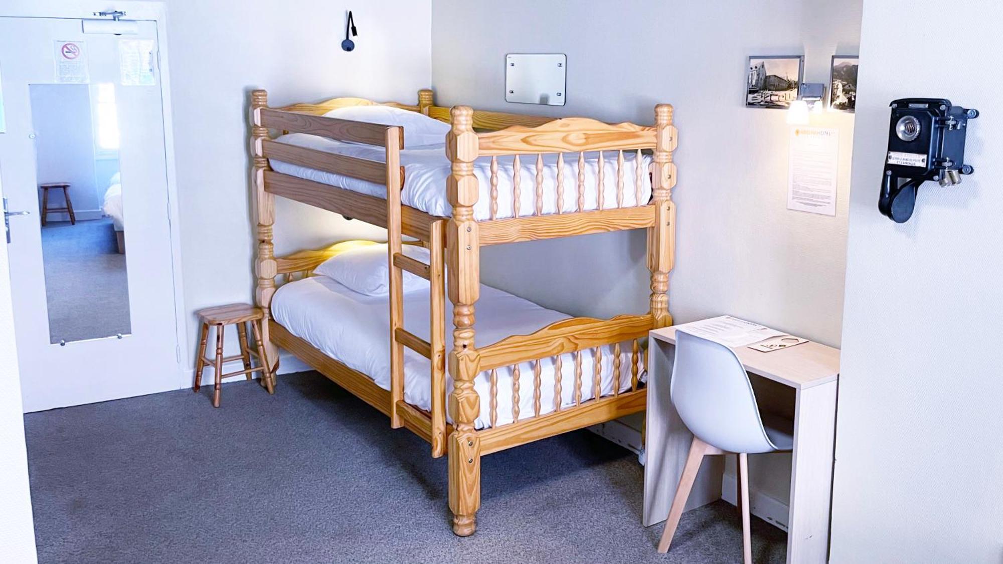 Abelha Hotel Le France Brive-la-Gaillarde Esterno foto